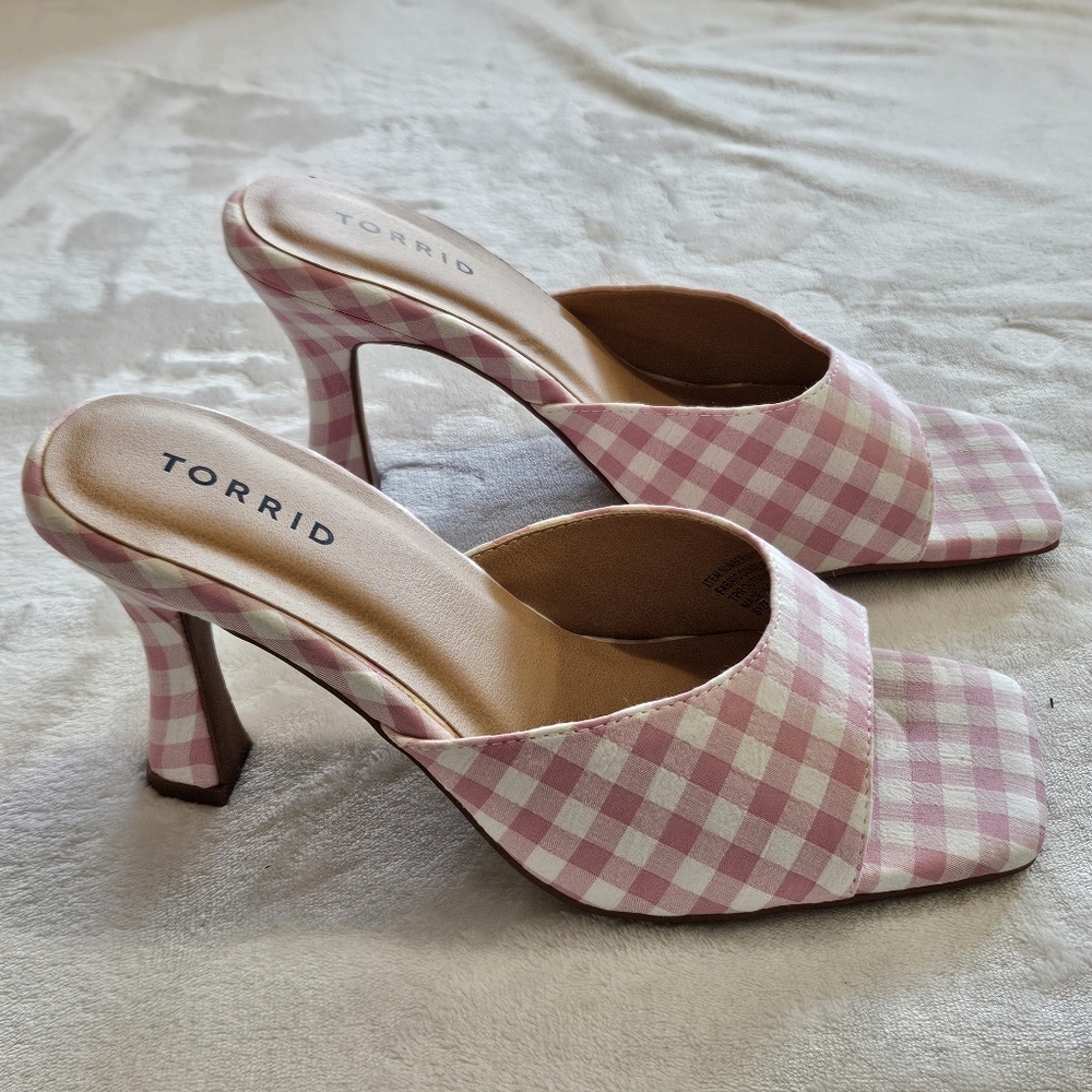 Torrid Square Toe Mule Size 8.5 WW Pink White Gingham Plaid